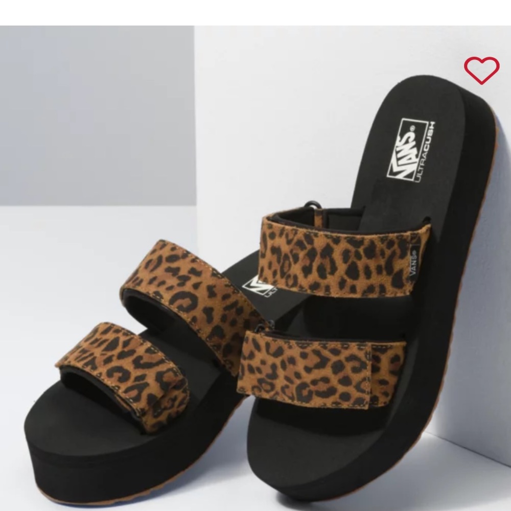 SUEDE LEOPARD CAYUCAS SLIDE MEGA PLATFORM